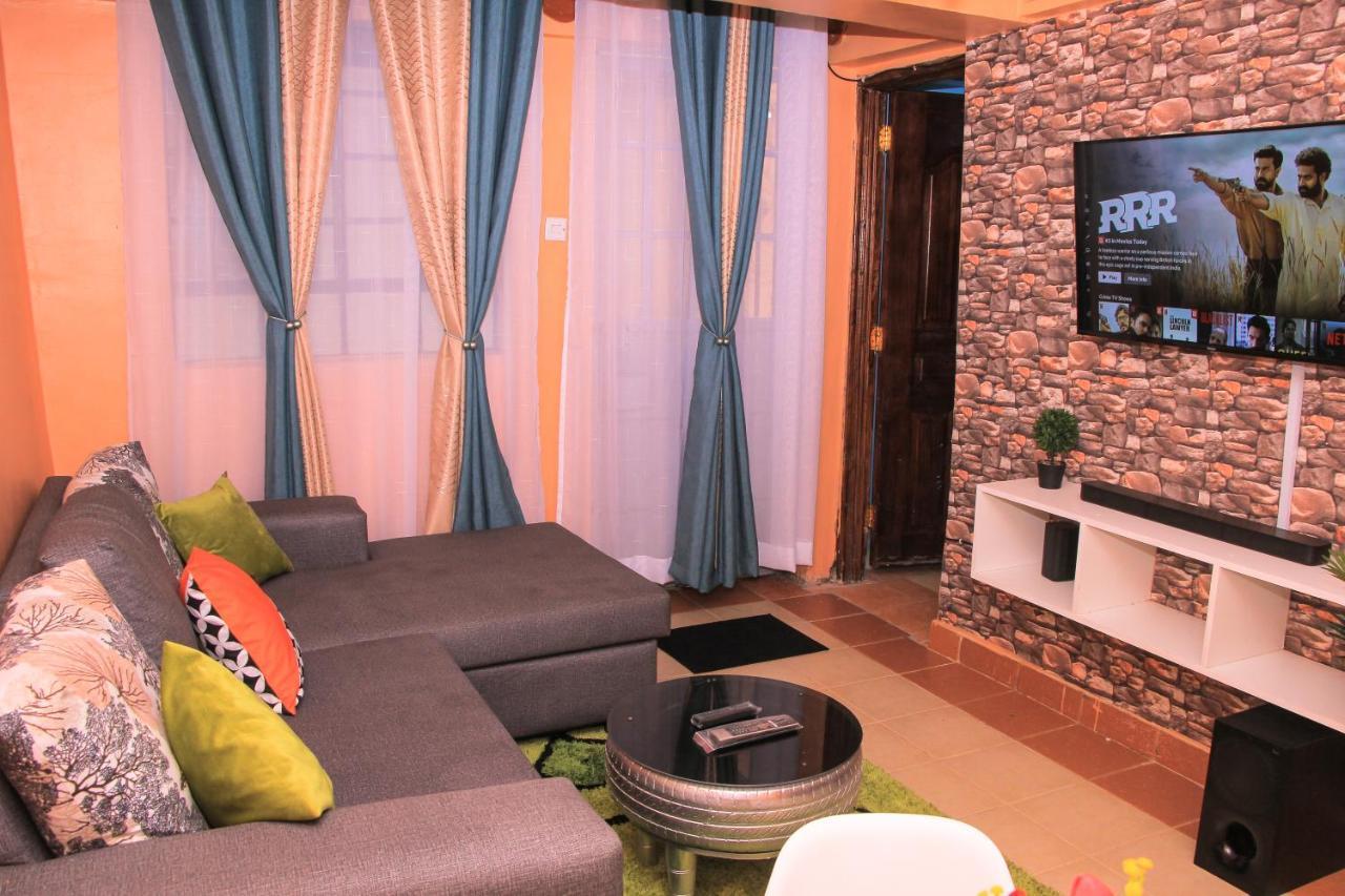 Cozy Homes 1 Bedroom House With Wi-Fi King Size Bed. Free Parking Naivasha Bagian luar foto